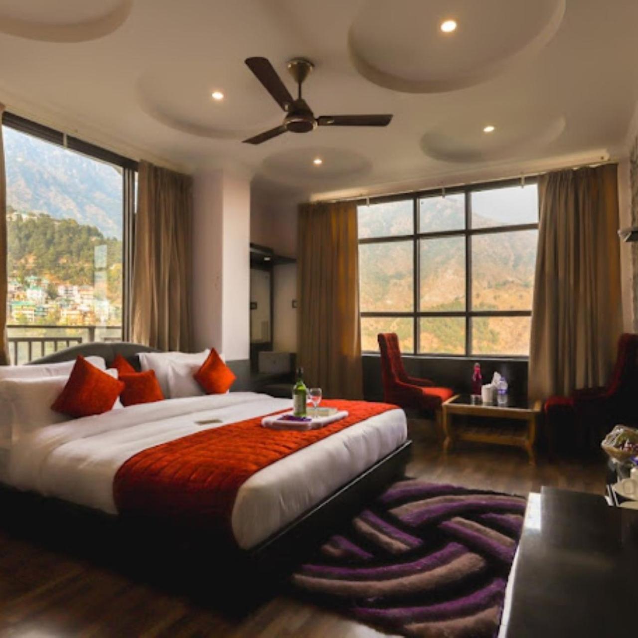Hotel Holiday Hill, Near Mall Road, Mcleodganj# Parking#Restaurant Dharamsala Zewnętrze zdjęcie
