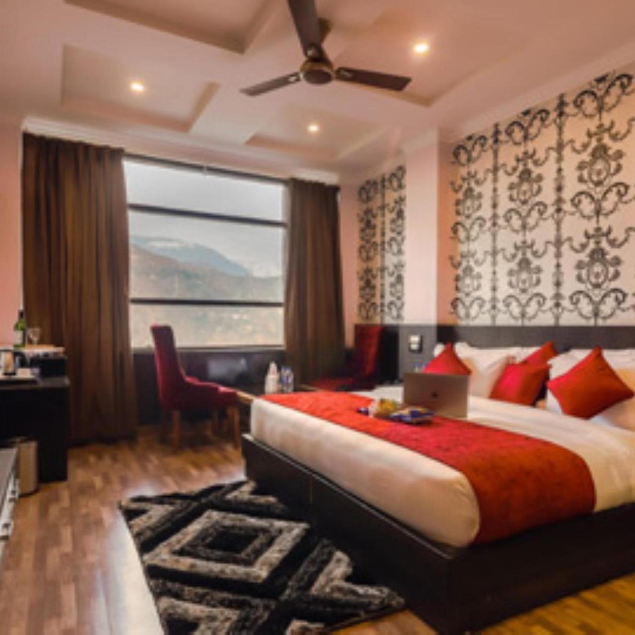 Hotel Holiday Hill, Near Mall Road, Mcleodganj# Parking#Restaurant Dharamsala Zewnętrze zdjęcie