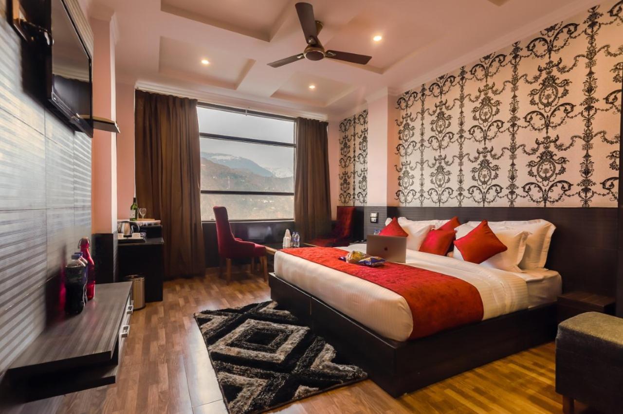 Hotel Holiday Hill, Near Mall Road, Mcleodganj# Parking#Restaurant Dharamsala Zewnętrze zdjęcie